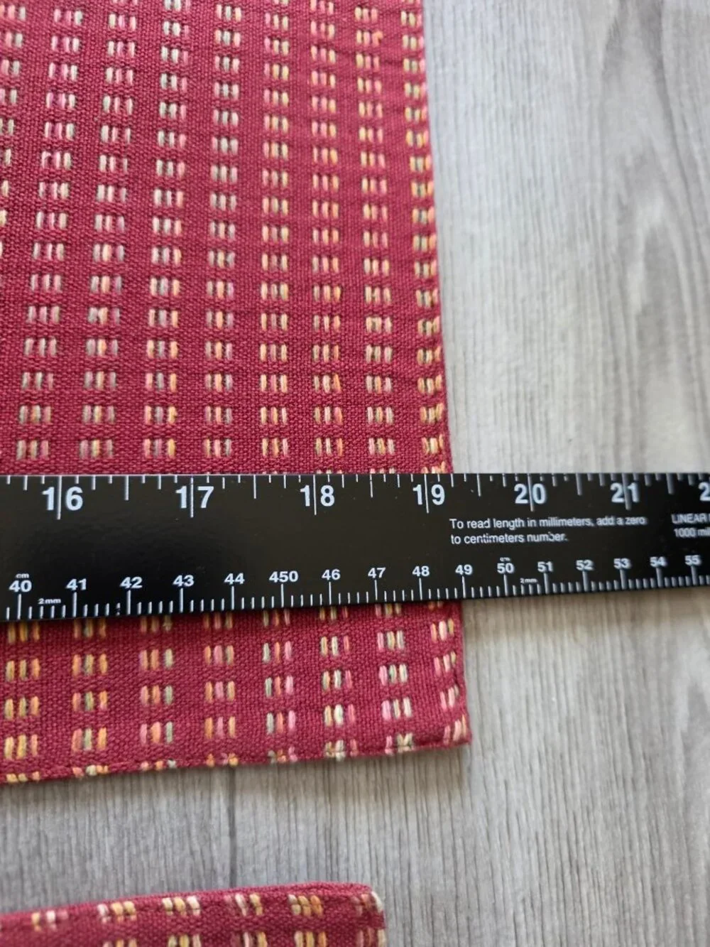 Set Of 4 Red Woven Cotton Placemats With Geometric Pattern 18x13 Inches